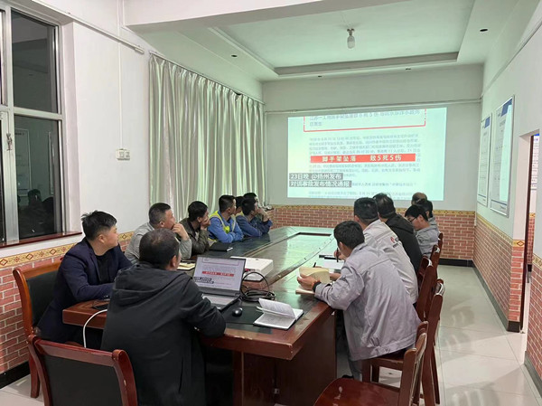 陜煤建設(shè)咸陽分公司第八項目部：加強安全專項培訓，確保安全措施落實