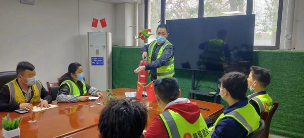 陜煤建設銅煤公司基層項目部開展消防應急演練,筑起安全防火墻