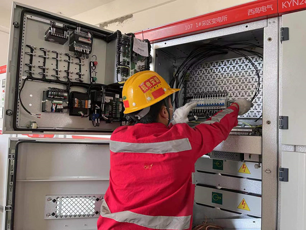 看,這是我們的勞動(dòng)節(jié)!