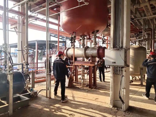 陜煤建設(shè)洗選煤運(yùn)營公司第六項(xiàng)目部：3.4萬噸不飽和聚酯樹脂及公用工程項(xiàng)目調(diào)試打壓成功