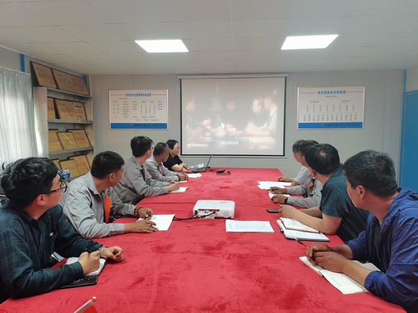 陜煤建設(shè)韓城分公司土建九項(xiàng)目部把好“清風(fēng)”關(guān)