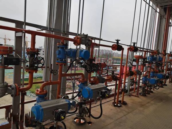 陜煤建設(shè)洗選煤運(yùn)營(yíng)公司第六項(xiàng)目部：6.6萬(wàn)噸不飽和聚酯樹脂項(xiàng)目調(diào)試打壓成功