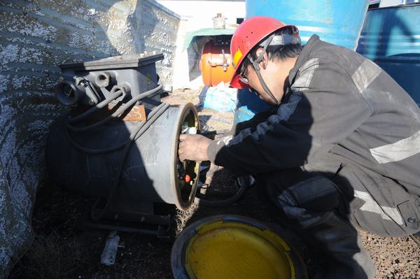 陜煤建設(shè)煤礦運(yùn)營服務(wù)分公司：多舉措為設(shè)備防暑保障安全生產(chǎn)