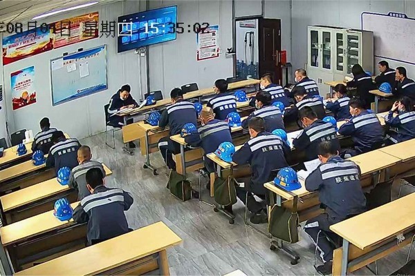 陜煤建設(shè)洗選煤運營公司：下好班前“先手棋” 系牢安全生產(chǎn)第一粒“扣子”