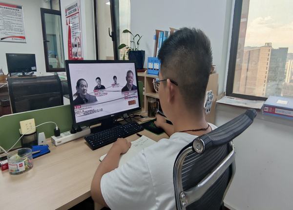 陜煤建設(shè)西北分公司開(kāi)展“筑牢拒腐防變防線,敲響廉潔自律警鐘”廉政警示教育活動(dòng)