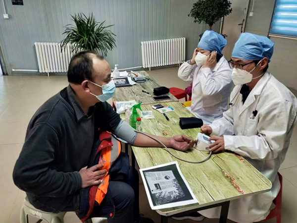 陜煤建設(shè)礦建三公司：健康診療進(jìn)項(xiàng)目 把脈問診暖人心