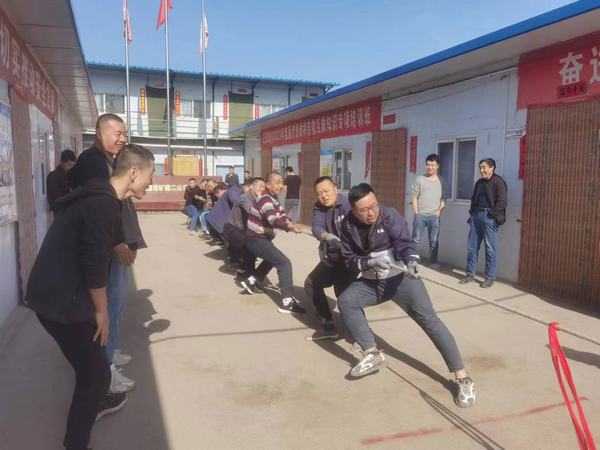 陜煤建設(shè)礦建二公司各單位組織開(kāi)展迎“五一”文體及安全答題活動(dòng)