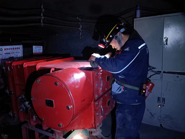 陜煤建設(shè)礦建三公司:內(nèi)外兼修增“顏值”