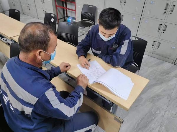 陜煤建設(shè)洗選煤運(yùn)營(yíng)公司紅柳林洗煤廠項(xiàng)目部: “幫教+”保安全 促生產(chǎn)