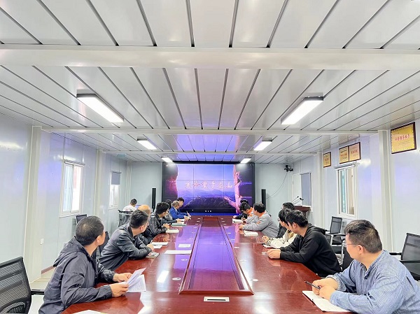 陜煤建設(shè)渭南分公司第十一項(xiàng)目部“三個(gè)加強(qiáng)”持續(xù)繃緊安全生產(chǎn)“三條線”