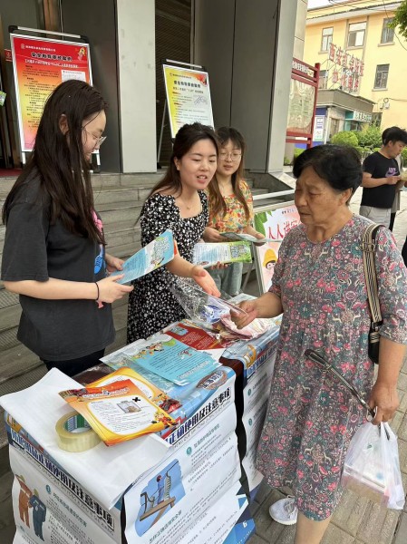 陜煤建設(shè)機(jī)電安裝公司開(kāi)展安全咨詢(xún)?nèi)栈顒?dòng)