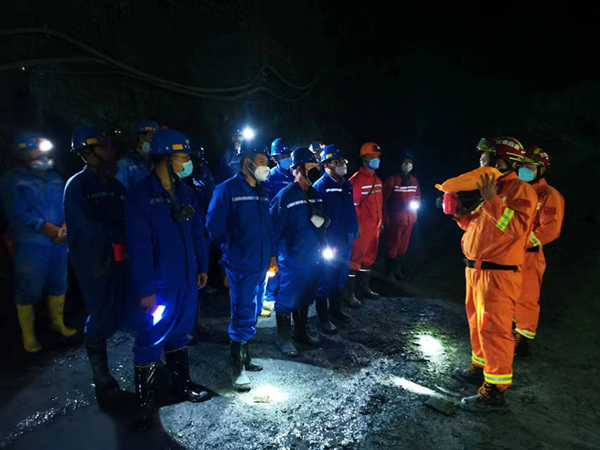 陜煤建設(shè)礦建三公司：頂板事故應(yīng)急演練“動(dòng)真格”！