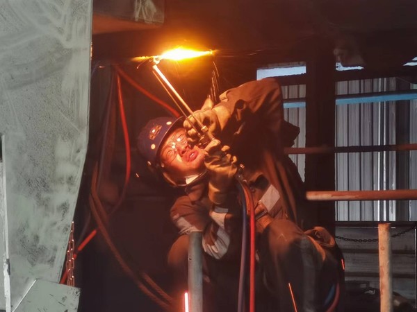 陜煤建設(shè)洗選煤運營公司紅柳林洗煤廠項目部: 高溫“烤”驗“暑”你最美