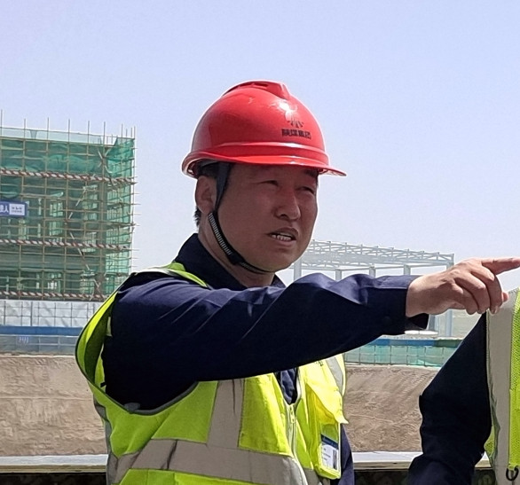 用拼搏見(jiàn)證青春 以擔(dān)當(dāng)引領(lǐng)青年