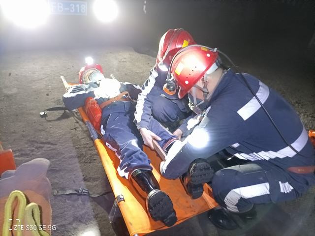 陜煤建設(shè)韓城分公司張家峁項目部抓好黃金期念好安全生產(chǎn)“三字經(jīng)”