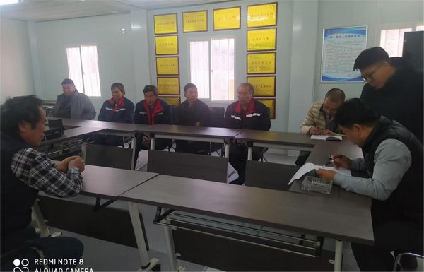 陜煤建設(shè)天工公司土建四部：體貼關(guān)愛農(nóng)民工 安“薪”情暖回家路