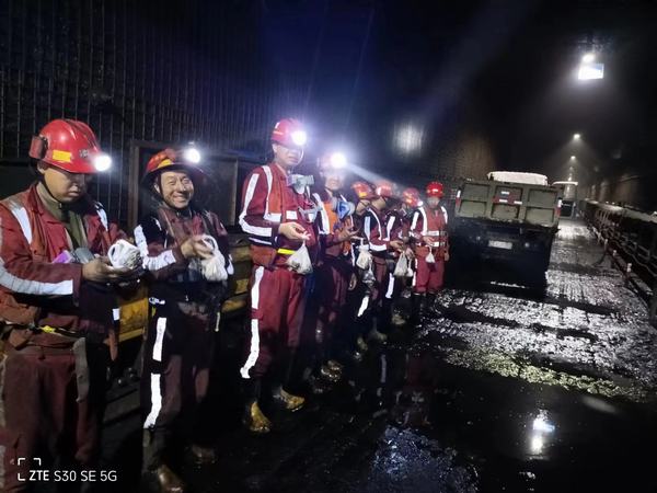 陜煤建設(shè)煤礦運(yùn)營服務(wù)分公司：平安端午 “粽”情重義