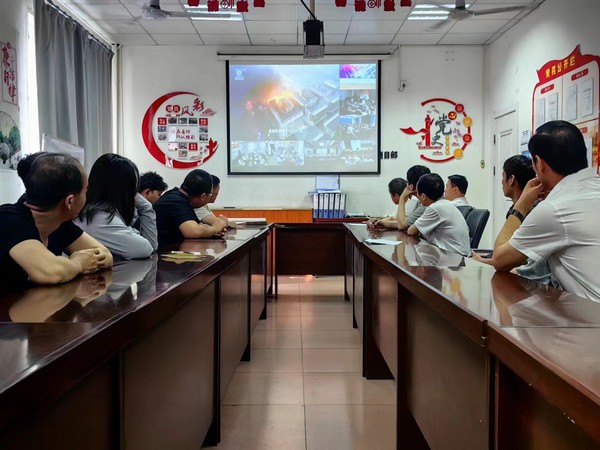 陜煤建設(shè)洗選煤運(yùn)營(yíng)公司檸條塔運(yùn)營(yíng)項(xiàng)目部: 點(diǎn)亮“黨建紅”,護(hù)航“安全綠”