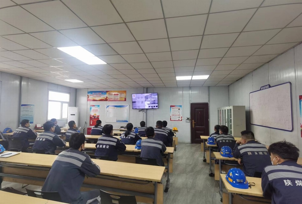 陜煤建設(shè)洗選煤運(yùn)營公司紅柳林洗煤廠項(xiàng)目部:把穩(wěn)黨建“方向盤” 提振創(chuàng)效“精氣神”