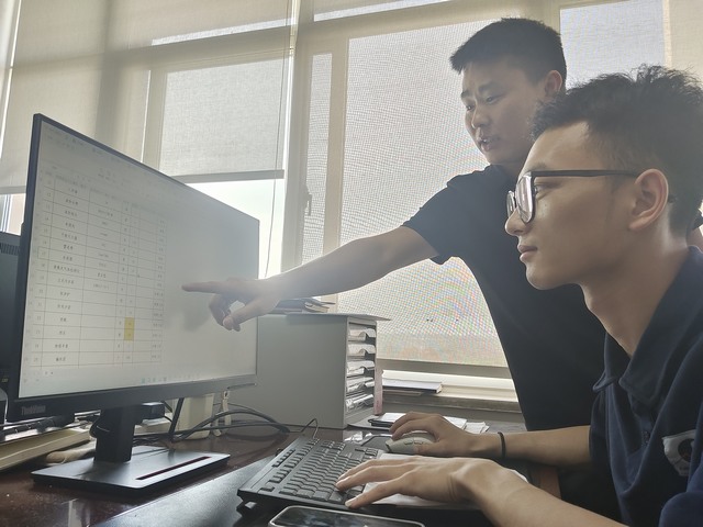 陜煤建設(shè)洗選煤運(yùn)營(yíng)公司神渭蒲城運(yùn)營(yíng)項(xiàng)目部：當(dāng)“師帶徒”遇上“教師節(jié)”  師父，我想對(duì)您說