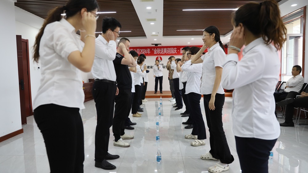 陜煤建設(shè)洗選煤運(yùn)營(yíng)公司開展“金秋送爽迎國(guó)慶,盛世華誕齊歡聚”主題活動(dòng)