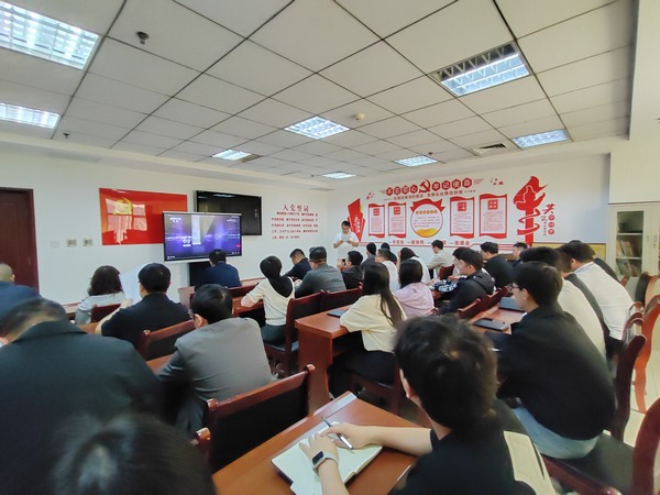 陜煤建設(shè)煤礦運(yùn)營(yíng)服務(wù)分公司:國(guó)慶佳節(jié) 強(qiáng)黨性 糾“四風(fēng)” 筑廉潔