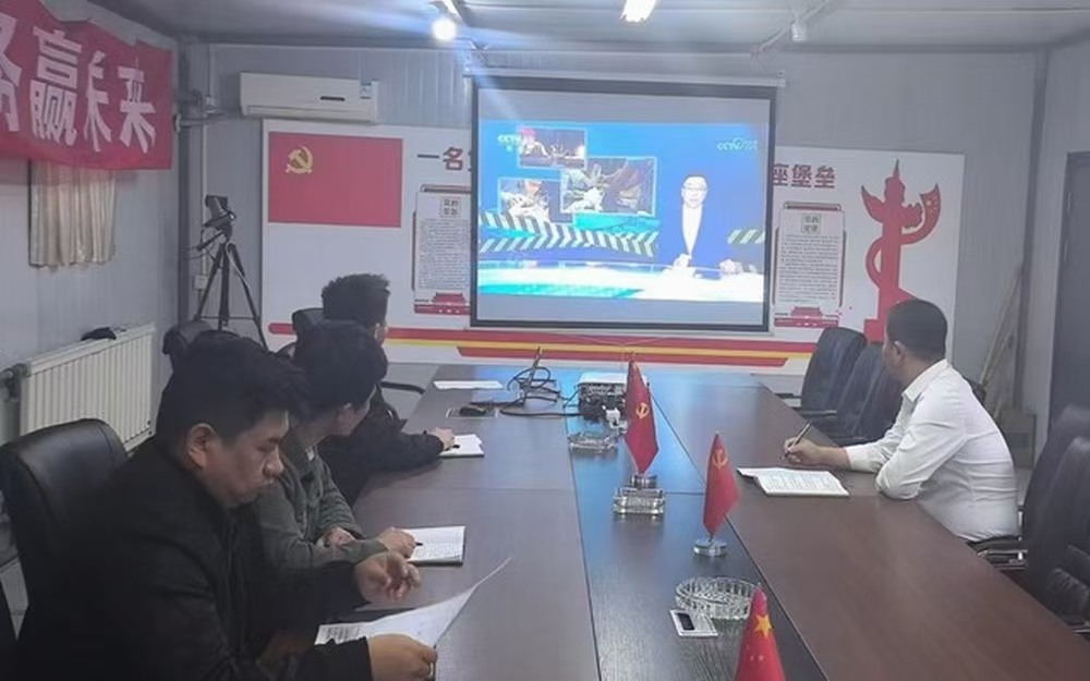 陜煤建設(shè)煤礦運(yùn)營(yíng)服務(wù)分公司:紀(jì)律小課堂 筑牢大防線