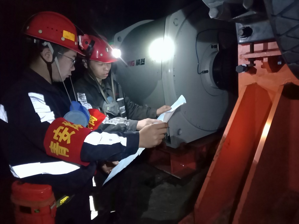 陜煤建設(shè)韓城分公司張家峁項(xiàng)目部：“青”鋒出鞘 守護(hù)安全