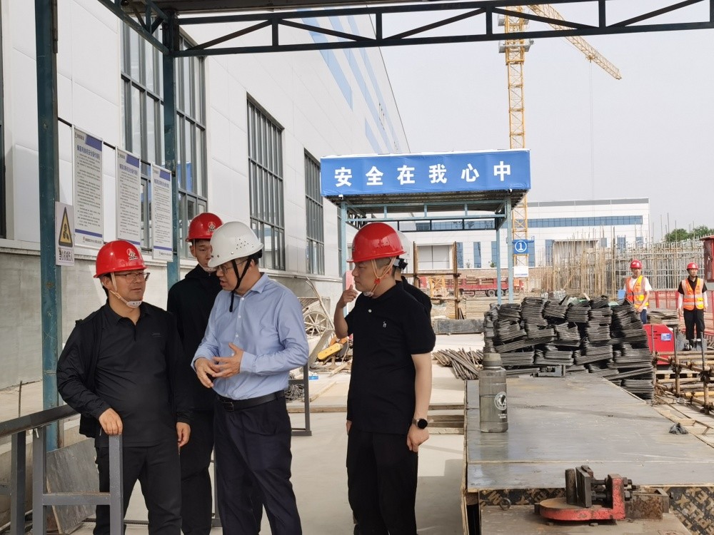劉保江赴漢中分公司藍(lán)山重工產(chǎn)研基地項(xiàng)目開(kāi)展節(jié)前安全生產(chǎn)綜合檢查