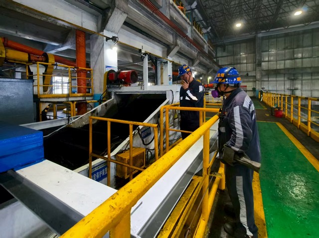 陜煤建設(shè)洗選煤運(yùn)營(yíng)公司紅柳林洗煤廠項(xiàng)目部:心有猛虎,細(xì)嗅薔薇