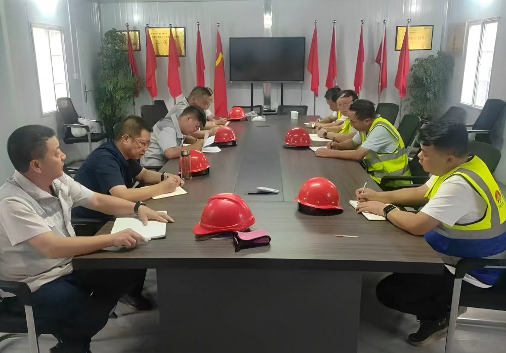 陜煤建設(shè)天工公司土建二十一項(xiàng)目部黨支部:多維發(fā)力筑廉潔防線 實(shí)干擔(dān)當(dāng)踐初心使命