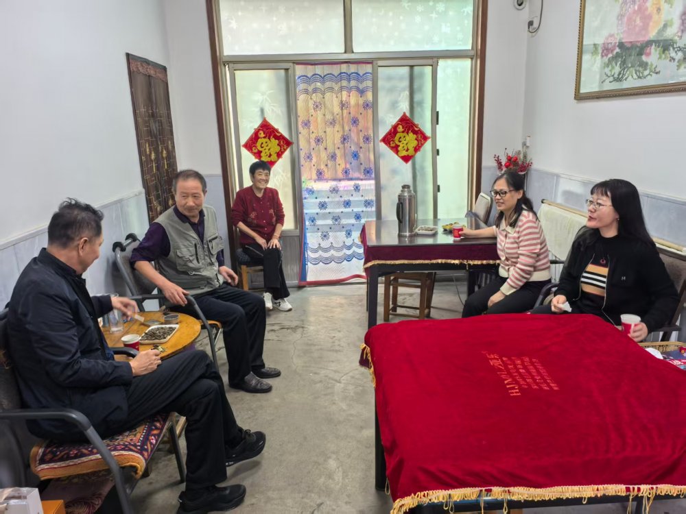 陜煤建設(shè)天工公司:月滿中秋情暖天工 走訪慰問致敬芳華