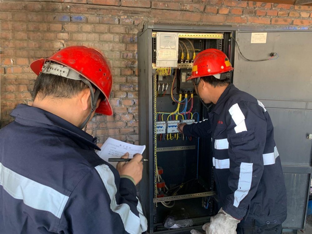 陜煤建設(shè)韓城分公司張家峁項目部:擰緊機電“安全閥” 沖刺百日安全目標(biāo)