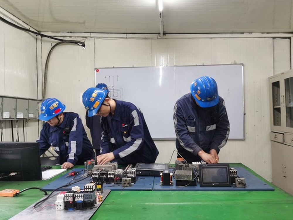 陜煤建設(shè)洗選煤運(yùn)營(yíng)公司:班組筑基 青春賦能 奏響安全創(chuàng)新管理新樂(lè)章