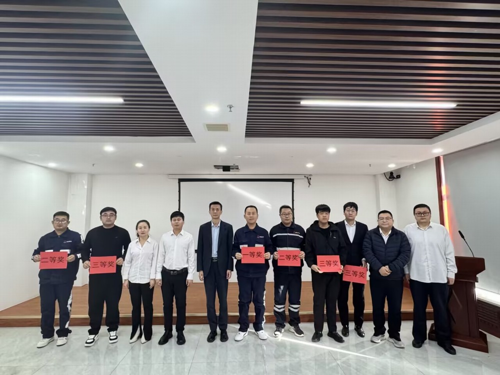 陜煤建設(shè)洗選煤運(yùn)營(yíng)公司:一場(chǎng)生產(chǎn)運(yùn)輸車輛駕駛員崗位描述競(jìng)賽火熱上演